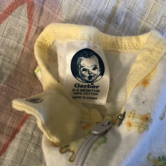 💜 Three pack neutral footed sleepers - Picture 5 of 5